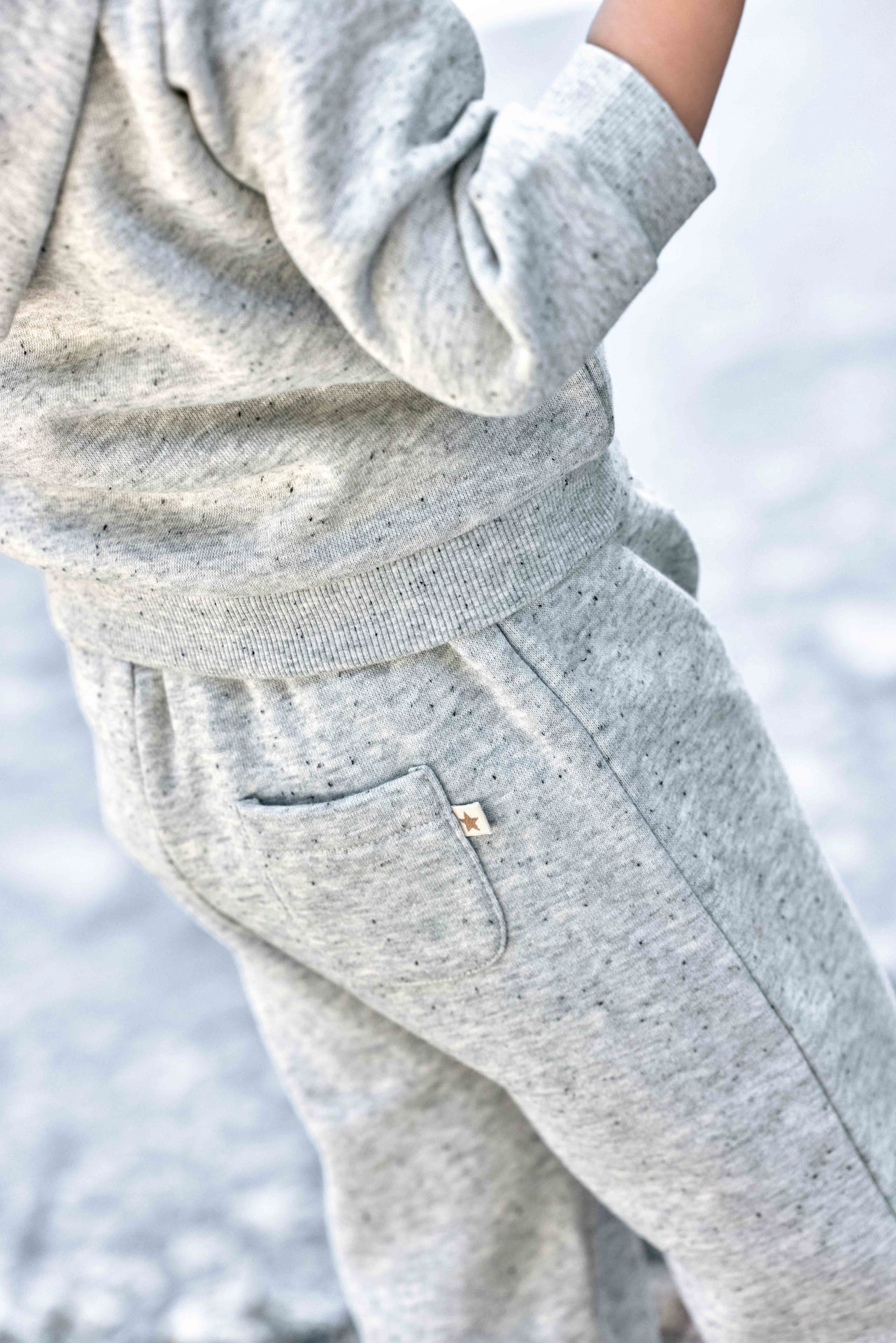 Jogging - LEGERE Grey China NEPS