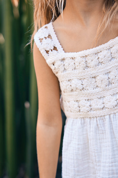 Outfit Short - Nouki Ecru Bonton - Image principale