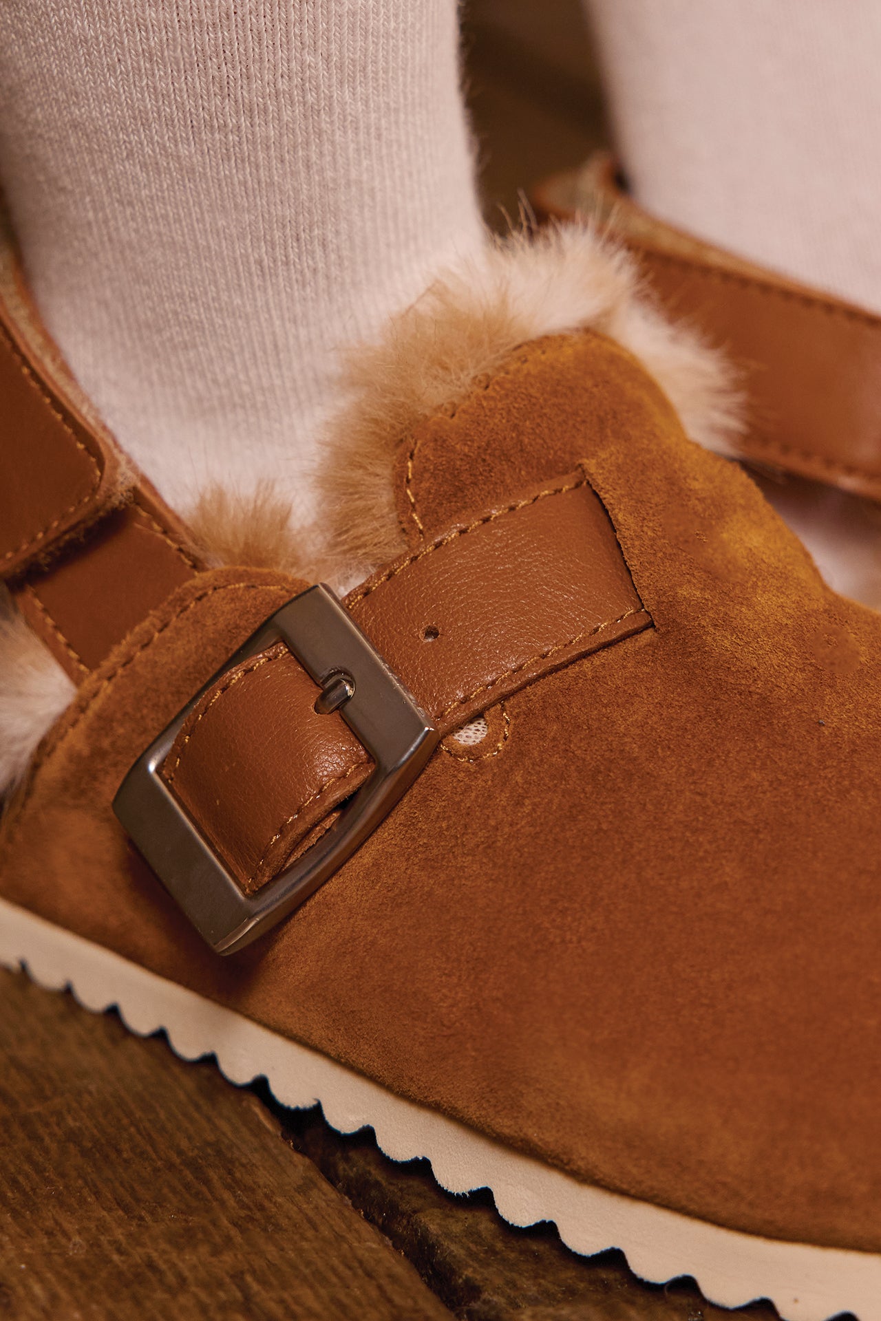 Clog - Luv Brown Sherpa