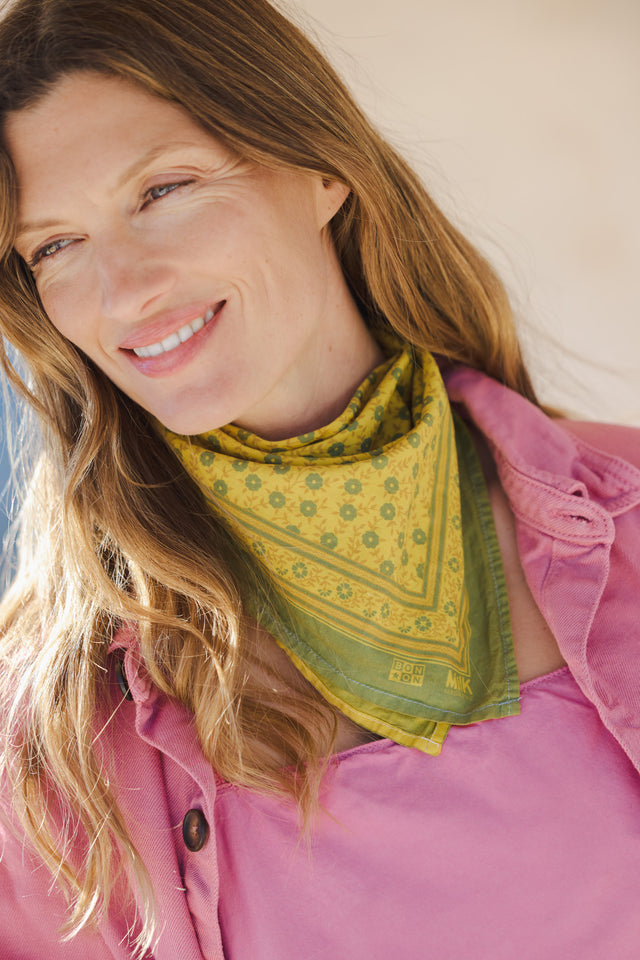 Scarf - Small Genêt Bonton X Milk model - Image principale