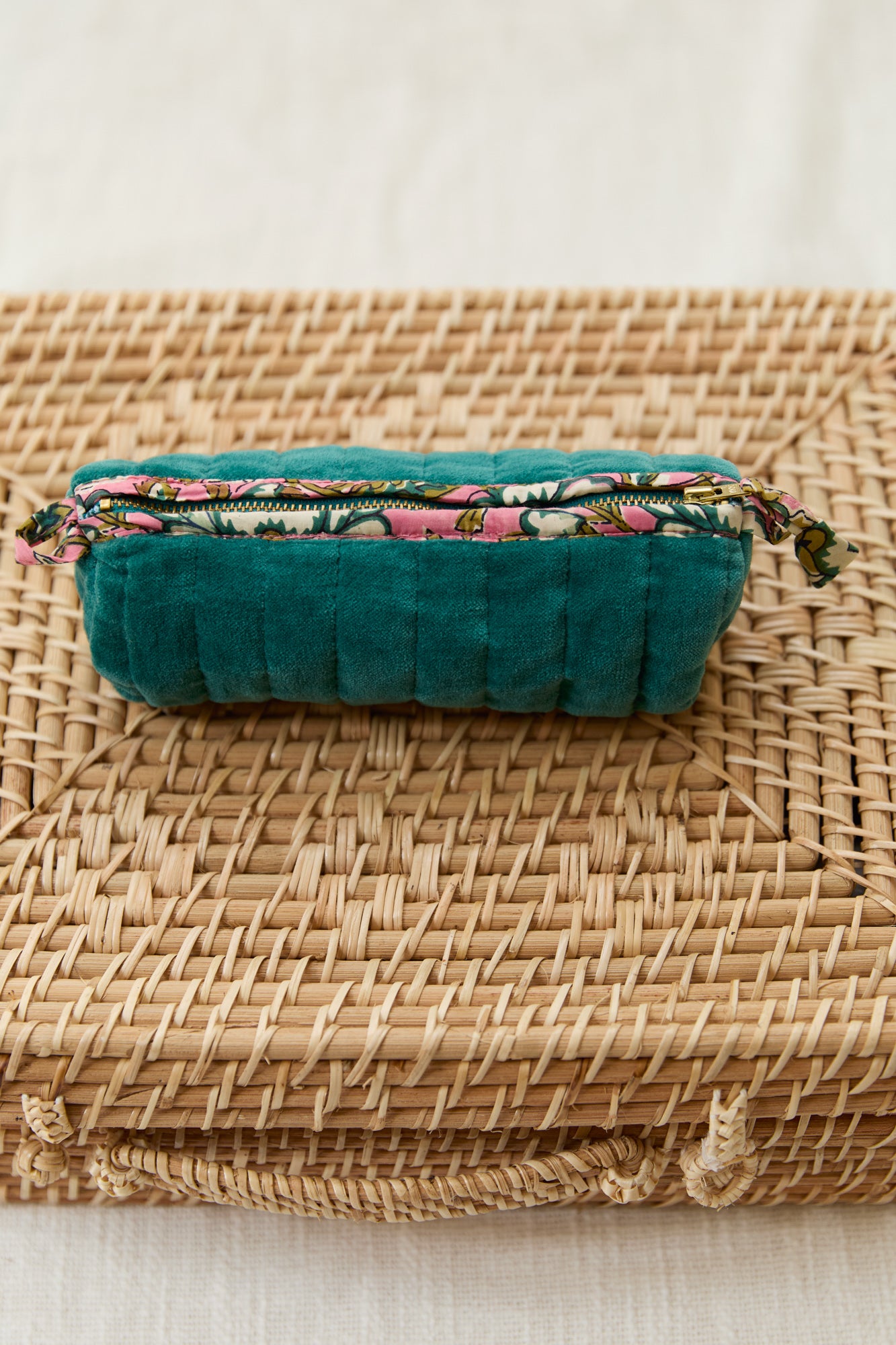 Case - Velour Small model Green