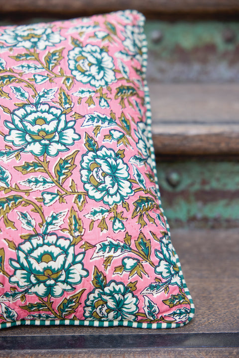 Coussin - Imprimé rose - Image principale