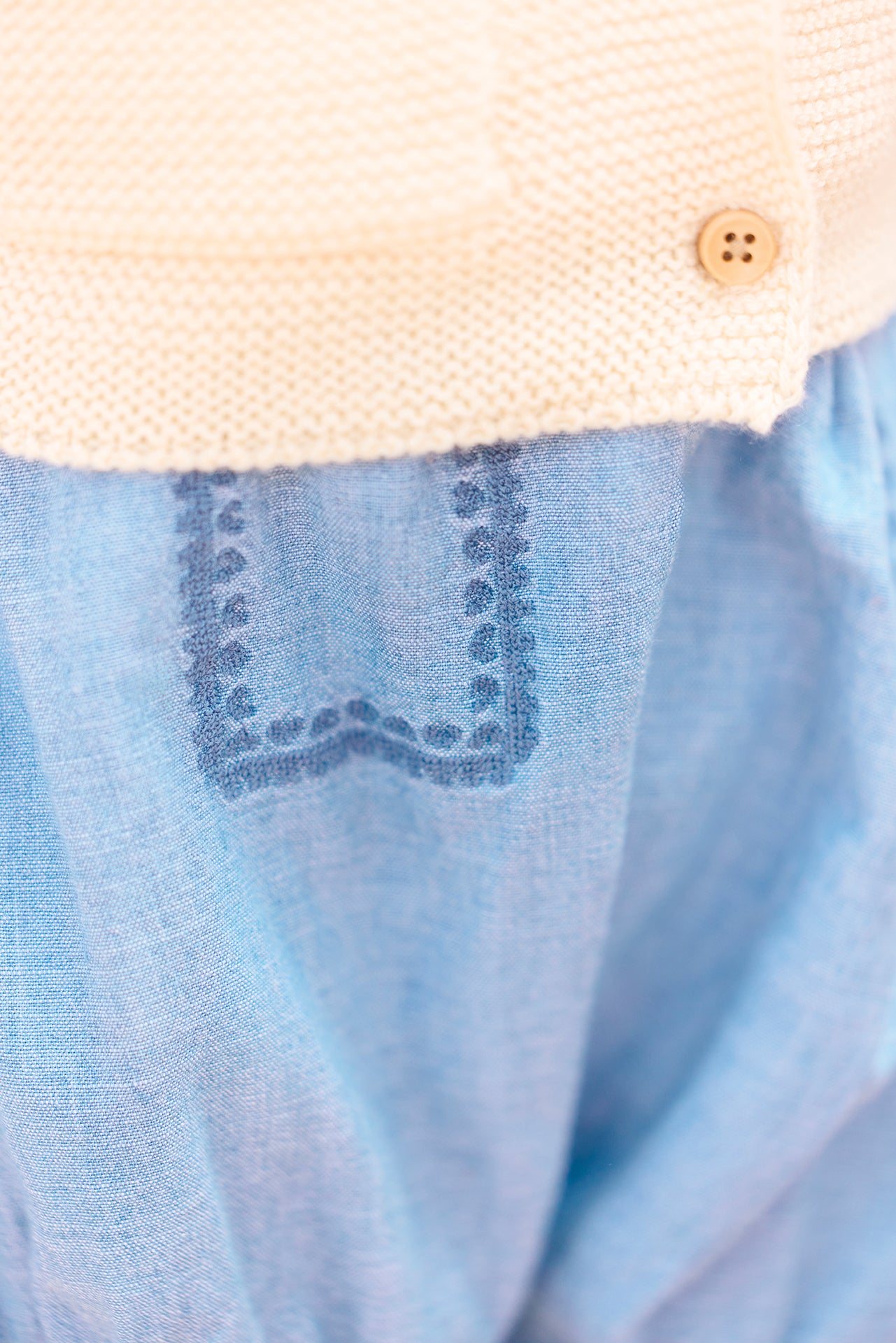 Bloomer - The old Chambray Light