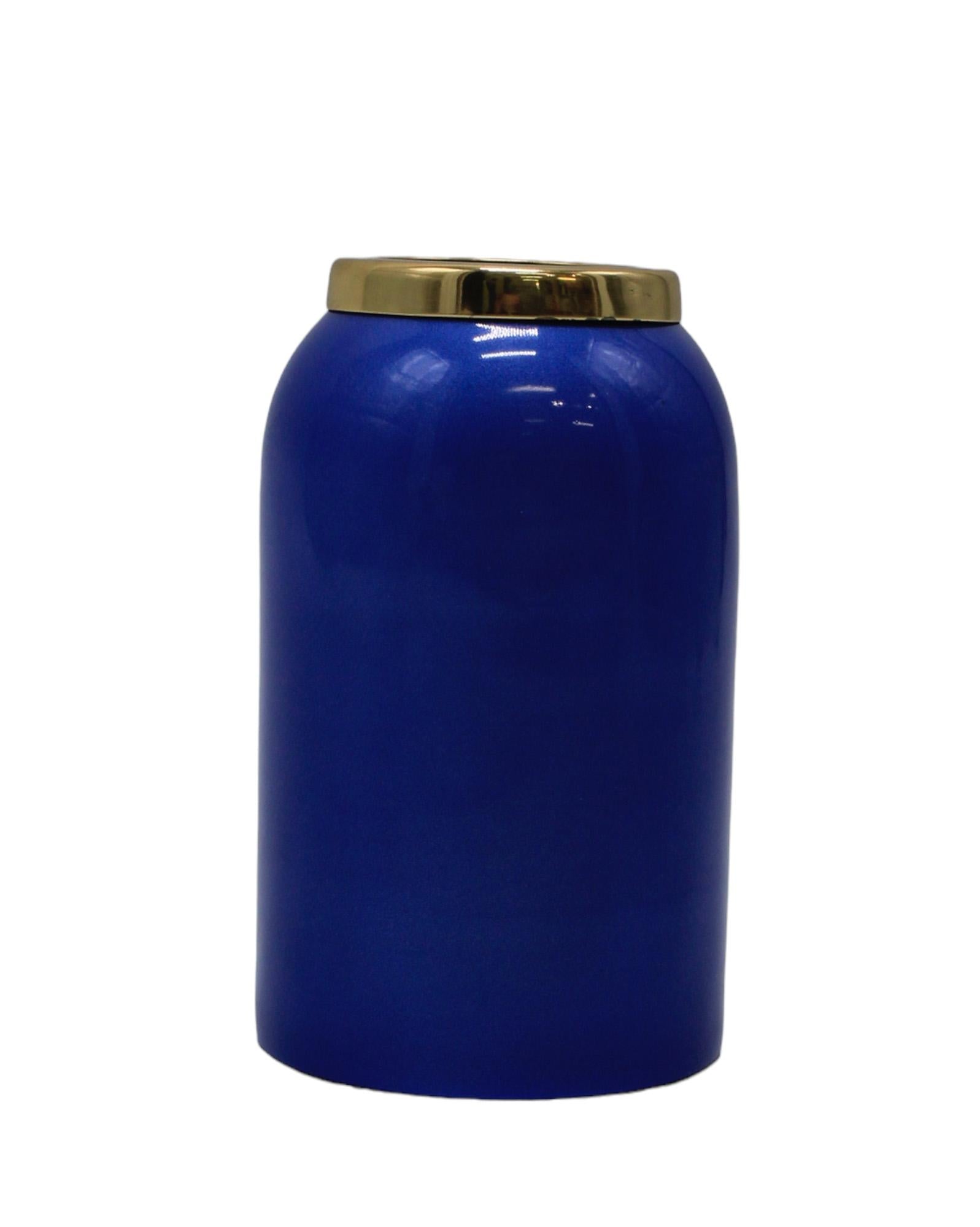 Vase bleu émaillé