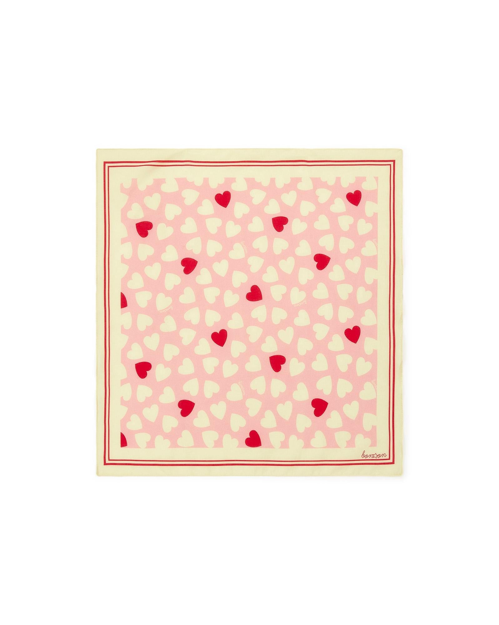 Foulard Joli Coeur rose en voile de coton