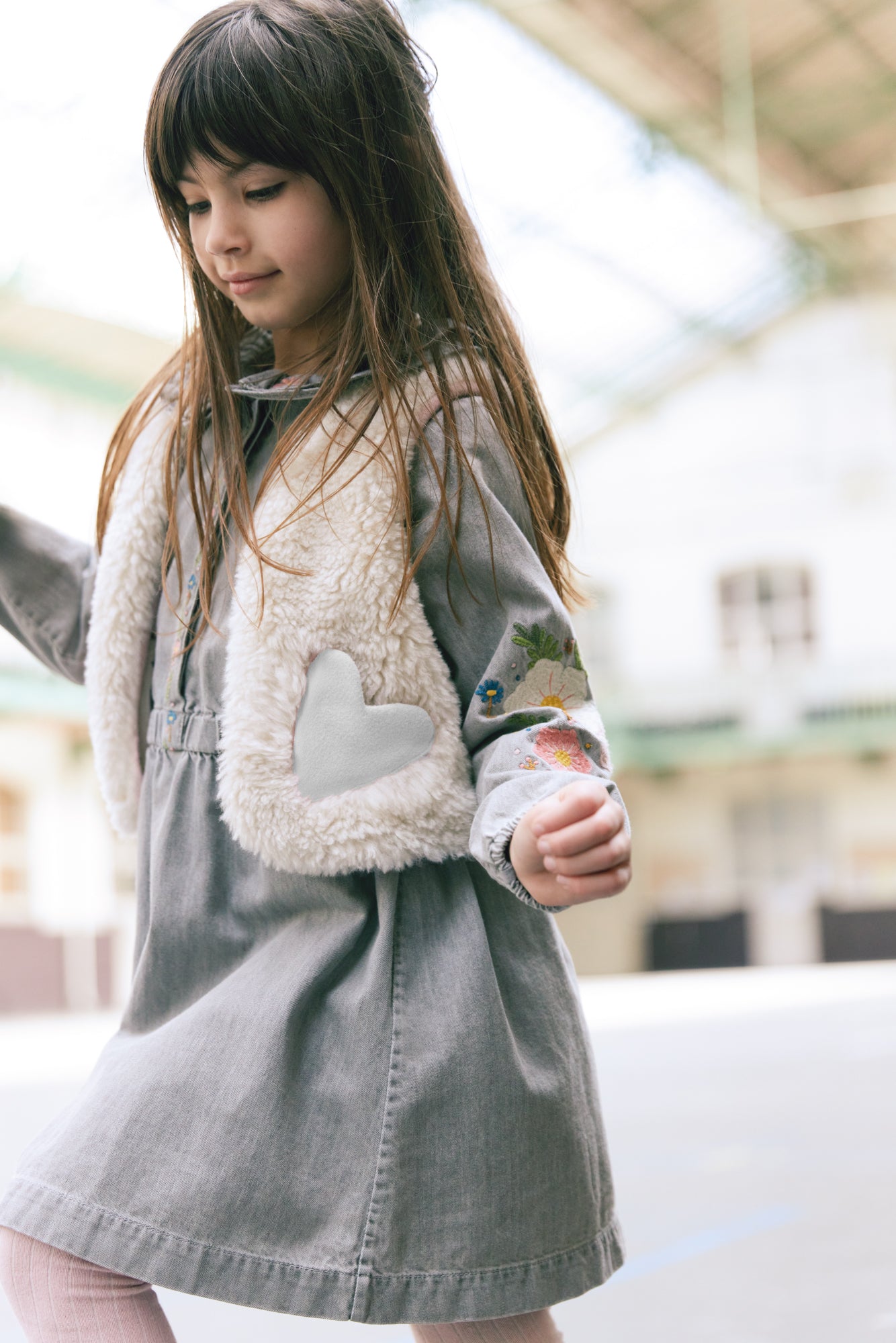 Jacket - without ecru sleeve Embrodery heart