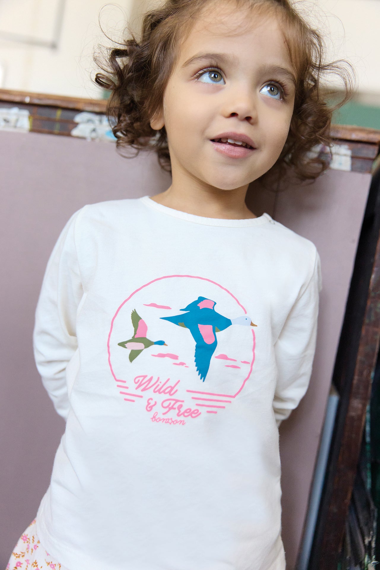 T-shirt - Taxi rose clair illustration "Wild and free"