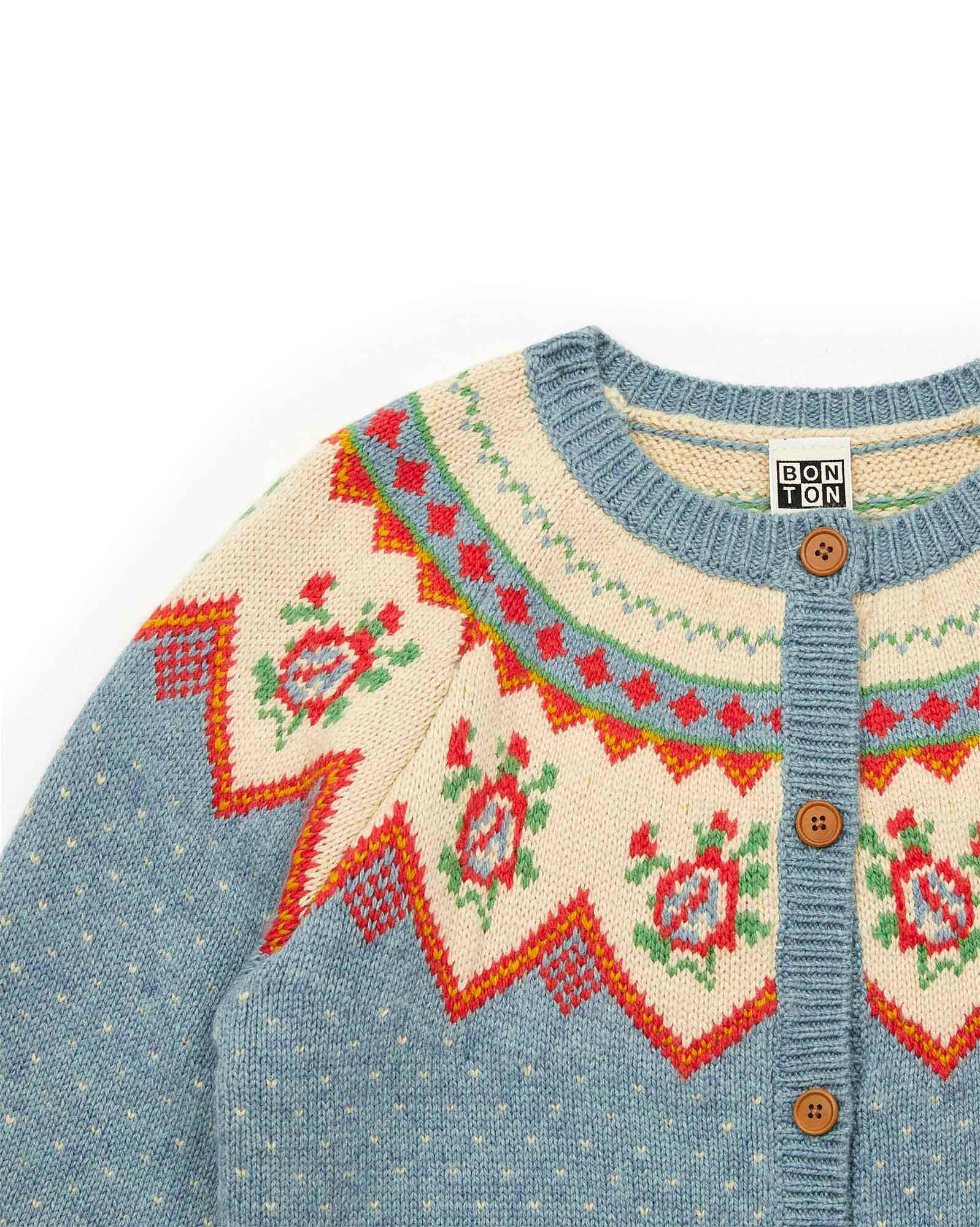 Cardigan Rosie bleu en tricot jacquard en maille