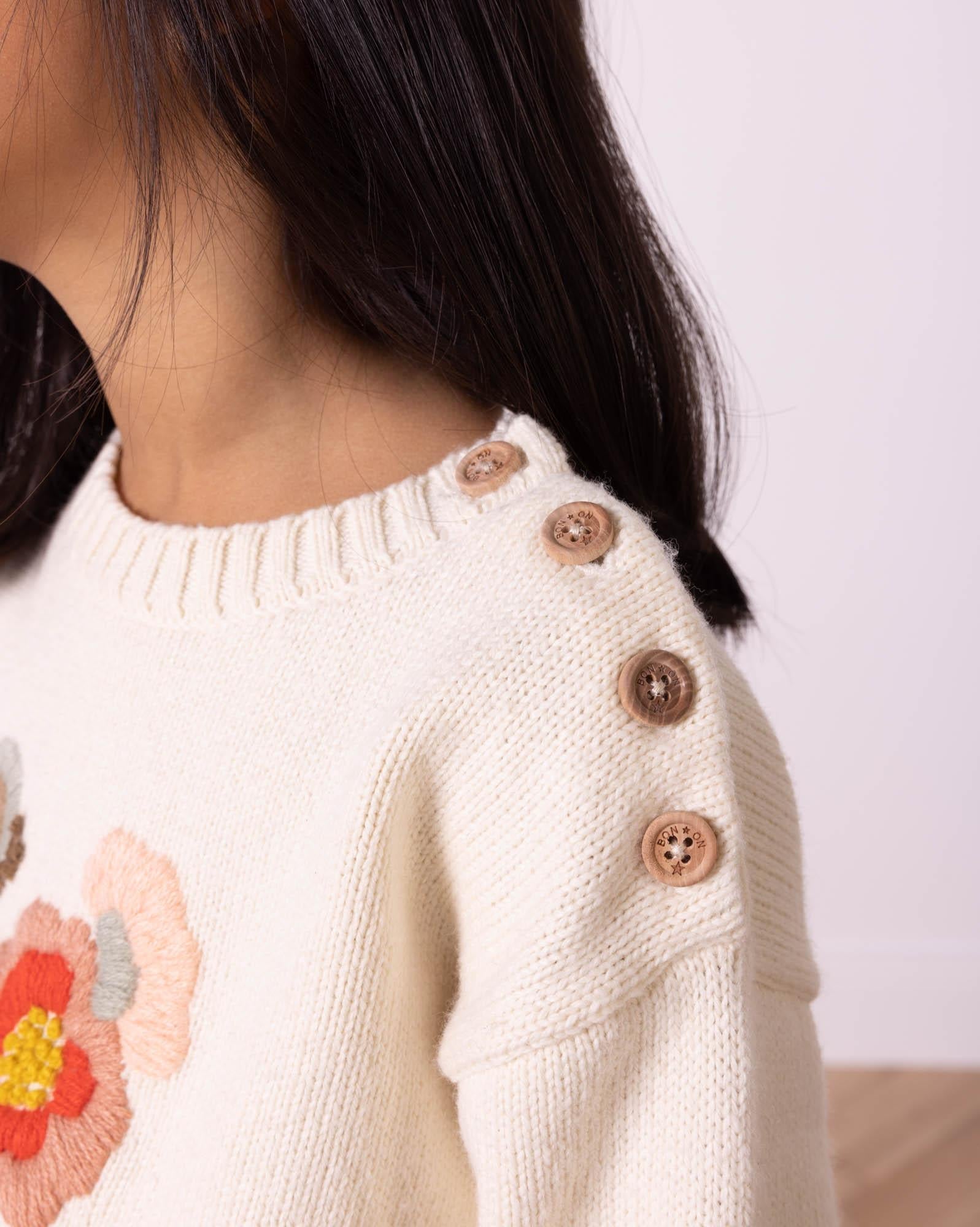 Pull beige en maille brodé