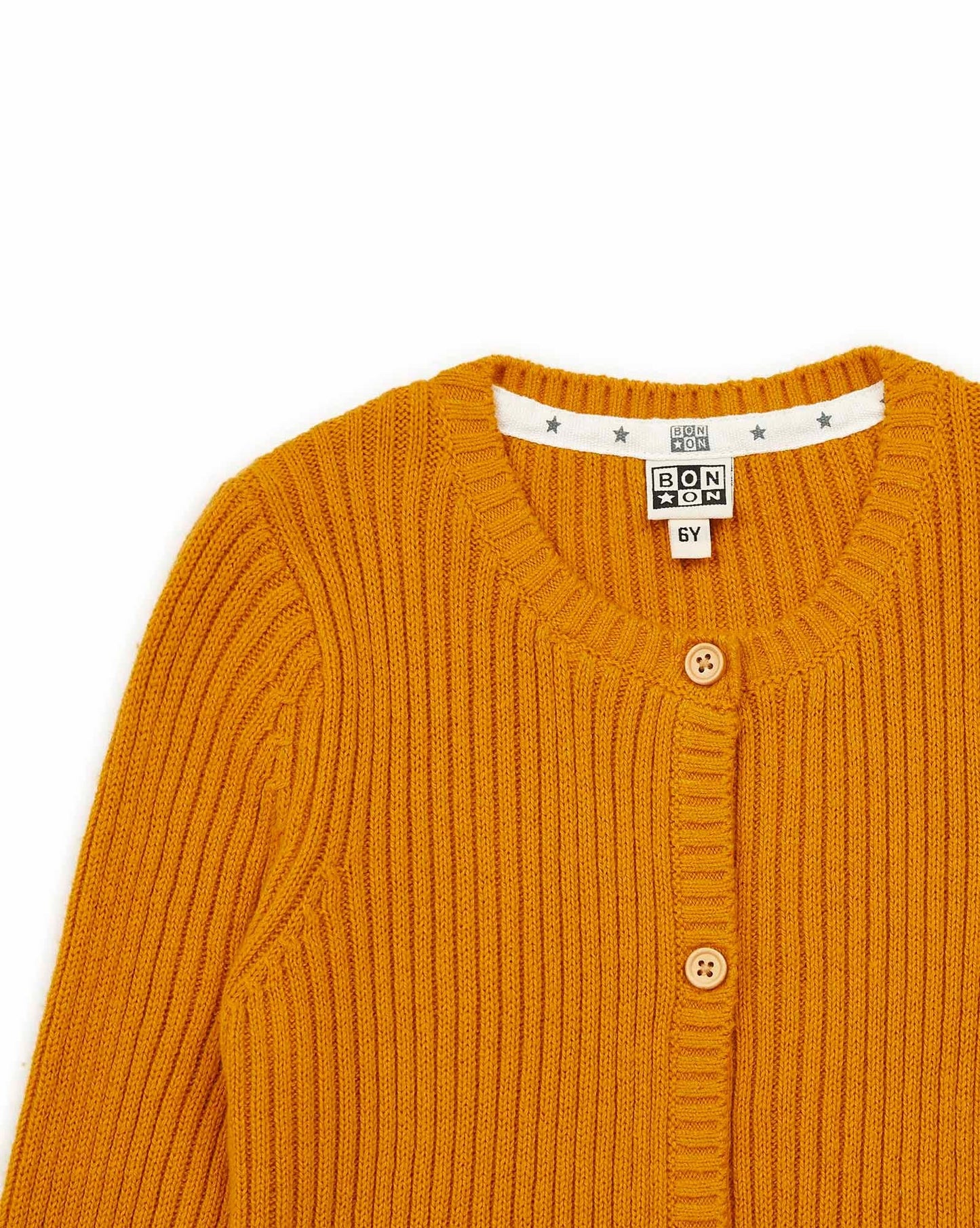 Cardigan sheep Yellow in a knit
